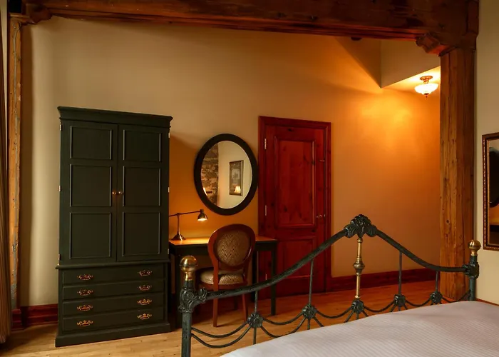 Du Vieux Port By Gray CollectionHotel Montreal